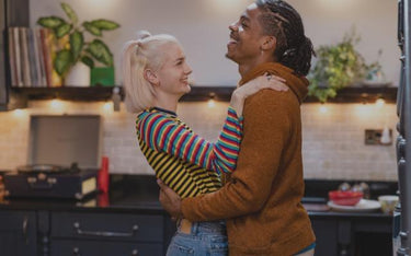 mobile miapelle, young adult make and female couple, skincare, haircare, mia pelle, ethnic skin