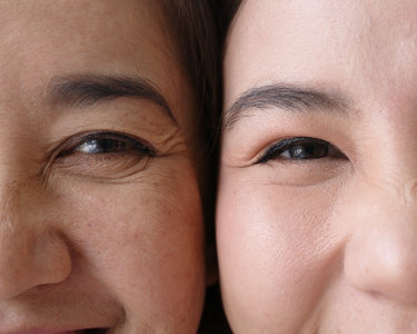 miapelle-mobile-portrait-close-up-attractive-beautiful-two-asian-people-half-face-cheek-smile-to-camera